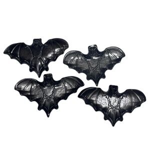 Black Bat-Shaped Dinnerware Set of 4
